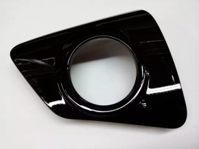 Right fog light frame for Toyota Corolla 14-16 pre-rest S, SE