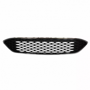 Ford Focus mk3 15-18 radiator grille rest chrome frame, broken mount