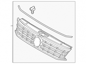 Radiator grill with badge VW Passat b8 16-19 USA sand, chrome peeled off, crack