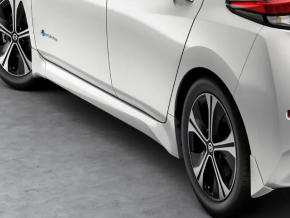 Mudguard front left Nissan Rogue Sport 17-22