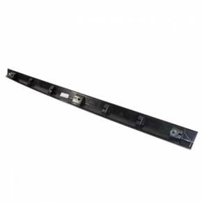 Lower front right door trim panel for Lincoln MKZ 13-20