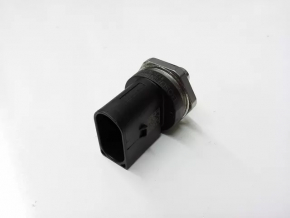 Fuel pressure sensor VW Passat b8 16-19 USA 3.6