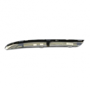 Front bumper molding right Chrysler 300 12-14 prerest chrome