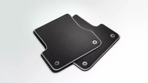 Rear left interior mat (2nd row) Audi Q7 16- black, dry cleanable