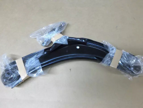 Lower control arm, front left, Nissan Rogue 2015
