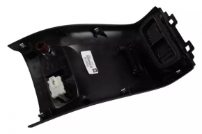 Chevrolet Malibu 16-25 rear center console trim, black, scratches