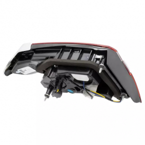 Right inner tailgate light for Ford Fusion mk5 19-20 halogen+LED with chrome level 3, scratched