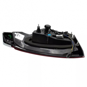 Right inner tailgate light for Ford Fusion mk5 19-20 halogen+LED with chrome level 3, scratched