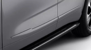 Front left central door molding Toyota Highlander 20-26 silver