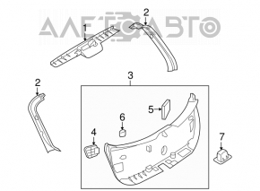 Lower tailgate trim for Mazda3 03-09 HB