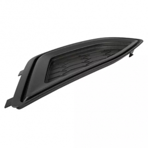 Left fog light cover for Ford Edge 15-18 pre-restoration