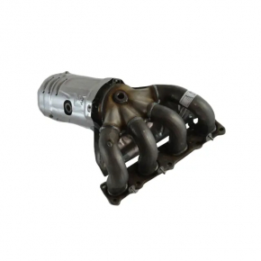Exhaust manifold with catalytic converter Chrysler 200 15-17 2.4