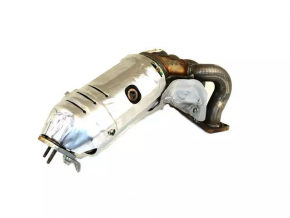 Exhaust manifold with catalytic converter Chrysler 200 15-17 2.4
