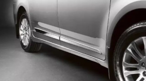 Door trim lower front left Toyota Sienna 11-20 chrome