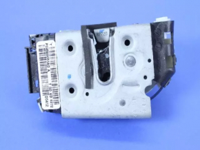 Rear left door lock Jeep Patriot 11-17