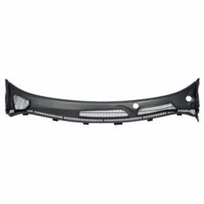 Wiper grille plastic Ford Fiesta 11-19 broken fastener
