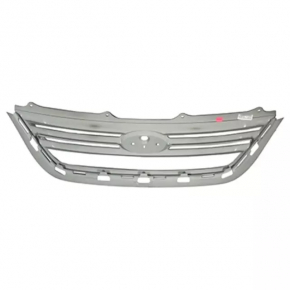 Radiator grill grill Ford Fiesta 11-13 prerest assembly, without badge