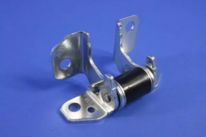 Door hinge lower rear right Dodge Charger 11-