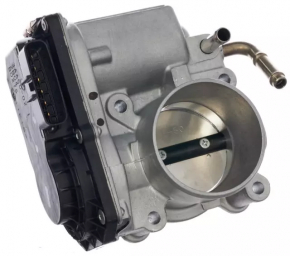 Throttle body Nissan Versa 12-19 usa 1.6