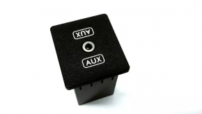 AUX input Subaru b10 Tribeca