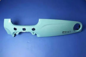 Right front panel trim for Fiat 500 12-15, gloss black with scratch emblem