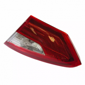Lamp inner trunk lid right Ford Focus mk3 11-14 dorest 4d