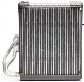 Nissan Sentra 20-24 Evaporator