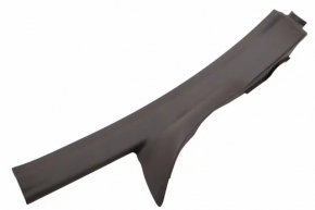 Chevrolet Volt 16 rear right door sill plate - black
