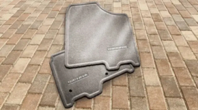 Set of floor mats for 7 seats Toyota Sienna 11-20