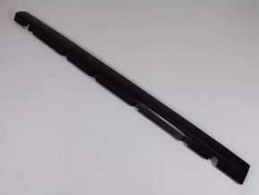 Right threshold Chrysler 300 11-23