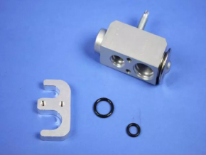 Dodge Durango 12-11 A/C Heater Valve