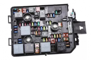 Underhood fuse box Buick Encore 17-19