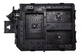 Underhood fuse box Buick Encore 17-19