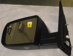 Left side mirror complete Toyota Sequoia 08-11 turn signal, heated, chrome