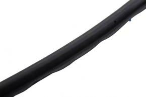 Rear left door seal GMC Terrain 18-