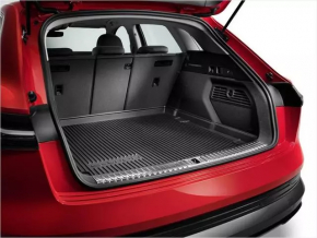 Trunk carpet (rubber) Audi E-Tron 19-23 black, scratches