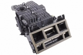 The bare heater housing of the Chevrolet Cruze 16-