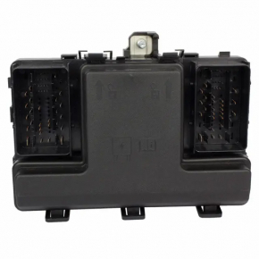 Underhood fuse box Ford Edge 19- 2.0T broken mount