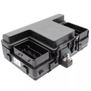 Lincoln MKZ 13-16 Underhood Fuse Box