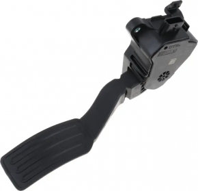 Gas pedal Nissan Versa 12-19 usa