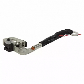 Positive terminal of battery Lincoln MKC 15-