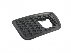 Lower bumper grille plug for trim right Jeep Grand Cherokee WK2 14-16 for hook
