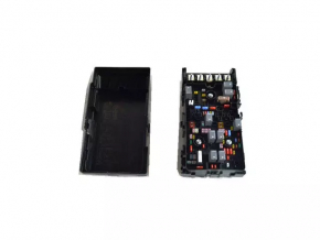Underhood fuse box Chrysler 200 15-17 2.4