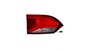 Chrysler Pacifica 17-20 LED interior tailgate light, left, scratches
