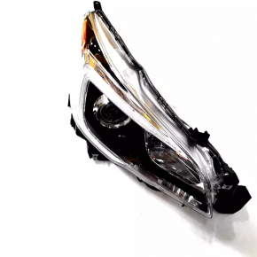 Subaru Legacy 15-17 right front headlight assembly with xenon
