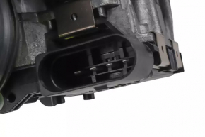 Chevrolet Volt 16-Windshield Wiper Trapezoid with Motor