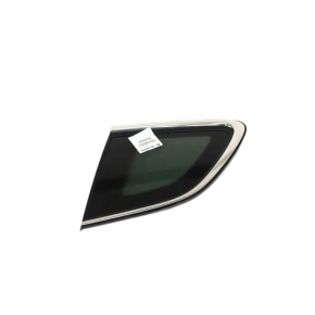 Window blind glass rear right Jeep Cherokee KL 14-18 black tint, molding chrome, scratches on chrome
