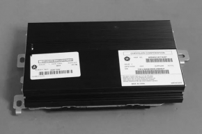 Jeep Cherokee KL 14-17 Audio Amplifier