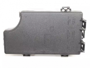 Jeep Compass 11-16 Underhood Fuse Box Without Cover