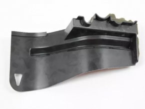 Right windshield wiper pan seal for a Dodge Durango 12-24